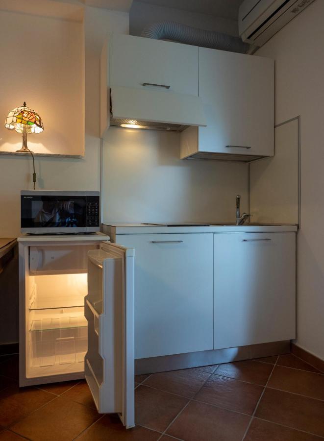 Tra Gli Ulivi Bed and Breakfast Pietra Ligure Εξωτερικό φωτογραφία