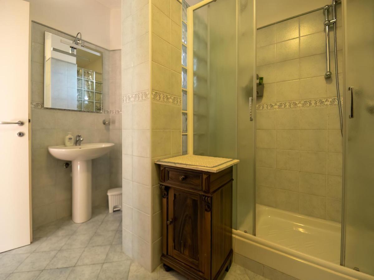 Tra Gli Ulivi Bed and Breakfast Pietra Ligure Εξωτερικό φωτογραφία