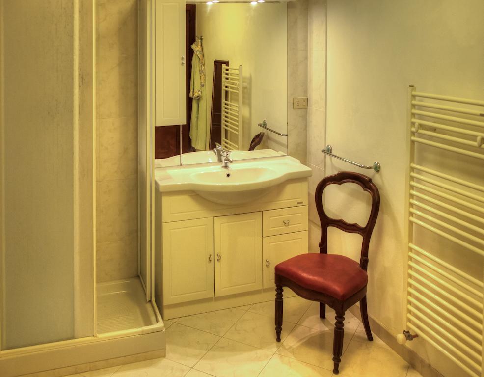 Tra Gli Ulivi Bed and Breakfast Pietra Ligure Εξωτερικό φωτογραφία